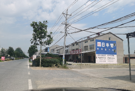 大姚如何能保证墙体广告的醒目性？